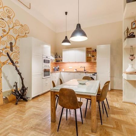 Bourgeois Boheme Apt. 88 M² City Center Budapest Eksteriør bilde