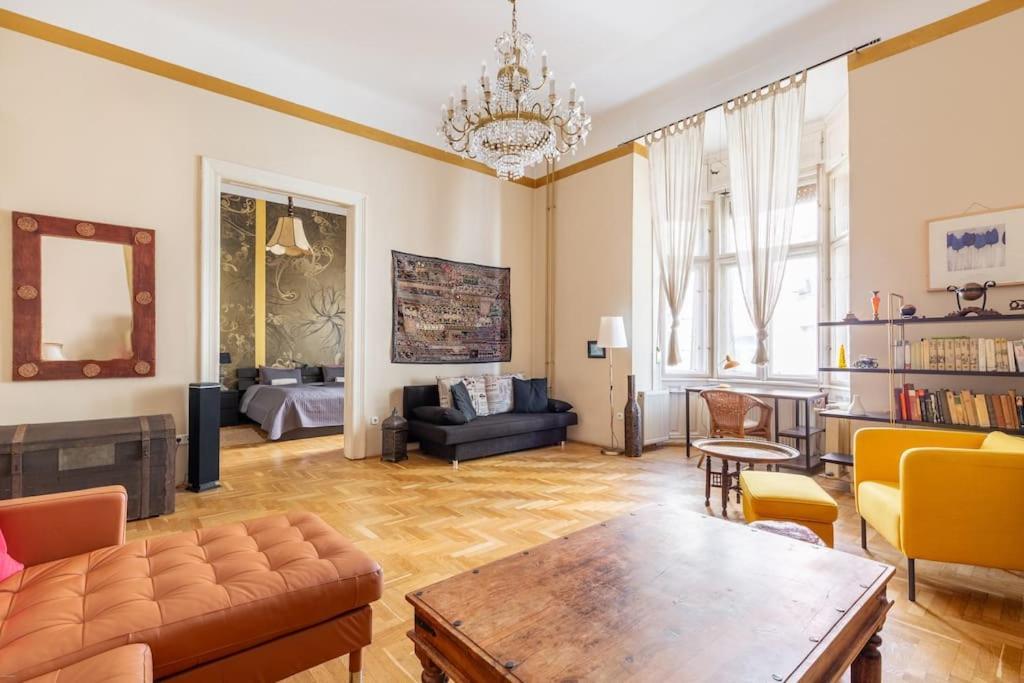 Bourgeois Boheme Apt. 88 M² City Center Budapest Eksteriør bilde